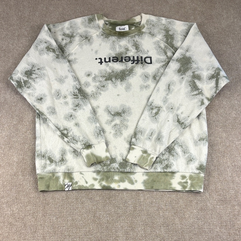 feat Men's Clothing Blanket Blend "Different" Green Tie-Dye Sweatshirt Size M